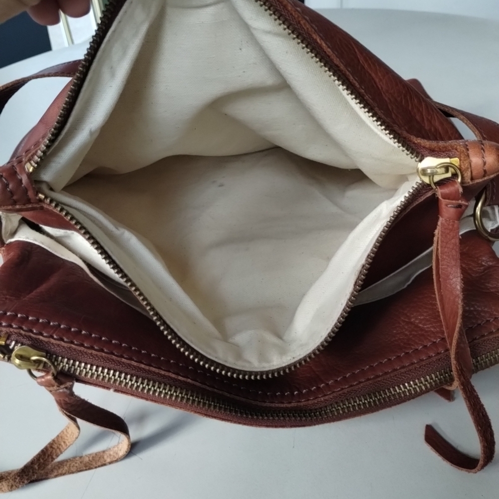 Margot NY Soft BrownLeather Crossbody Bag Lots Of Pockets Travel Bohemian Chic - Picture 8 of 15